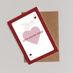 Tarjeta Love Grows Here